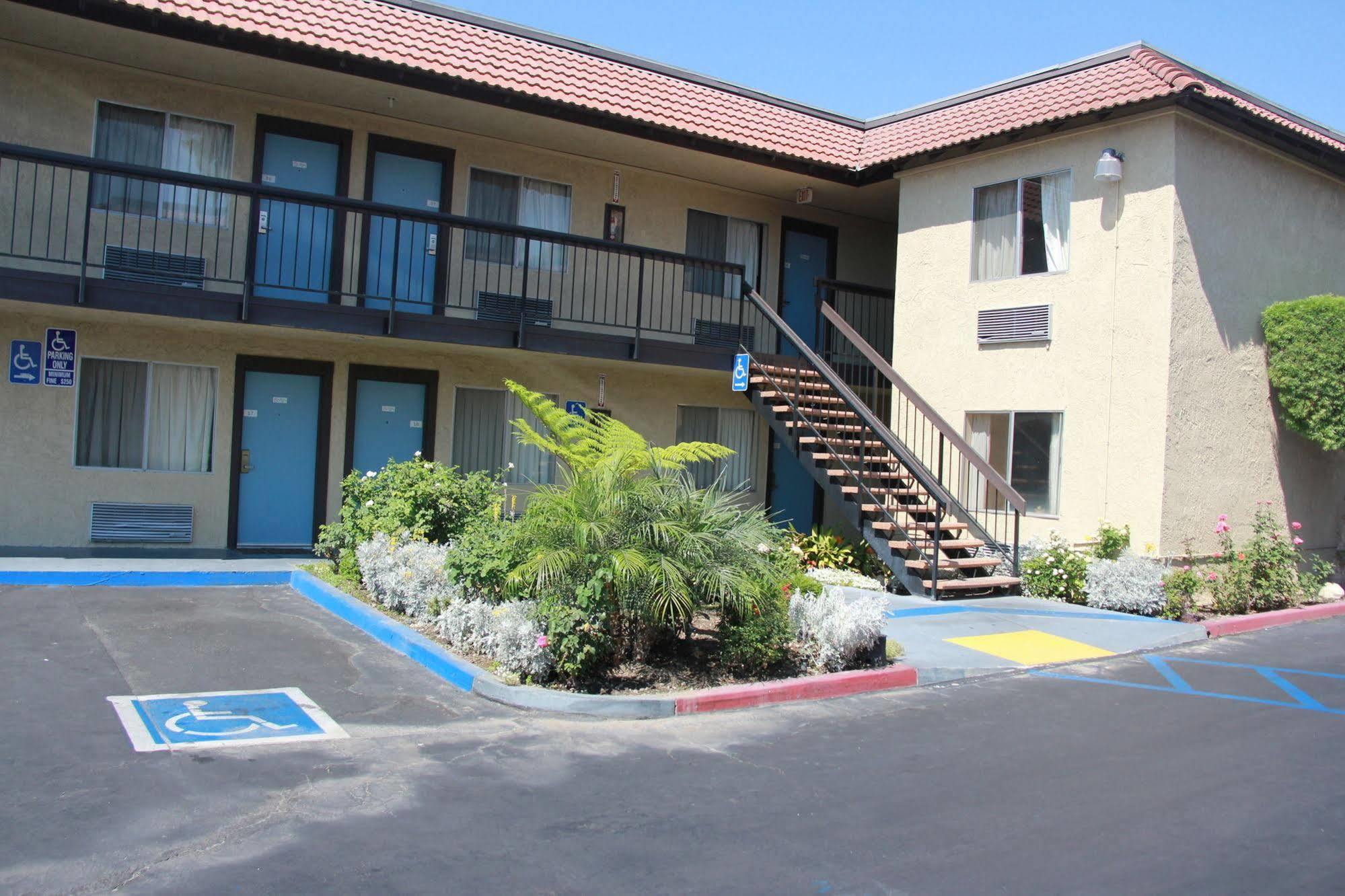 Motel Moonlight Anaheim Buitenkant foto