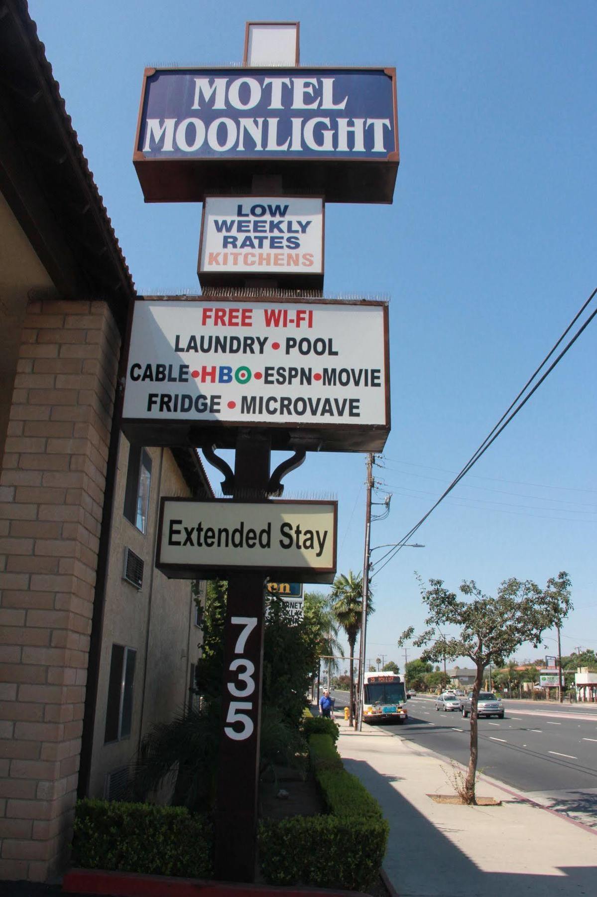 Motel Moonlight Anaheim Buitenkant foto